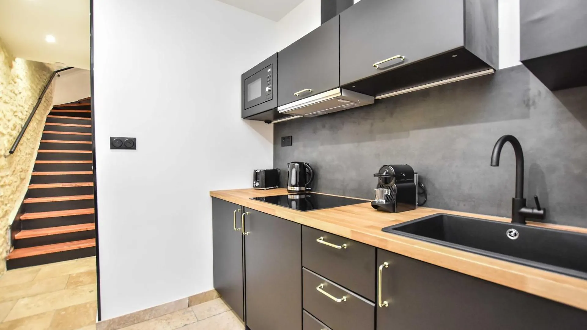 Amazing Duplex Apartment - Near Champs De Mars Paris France
